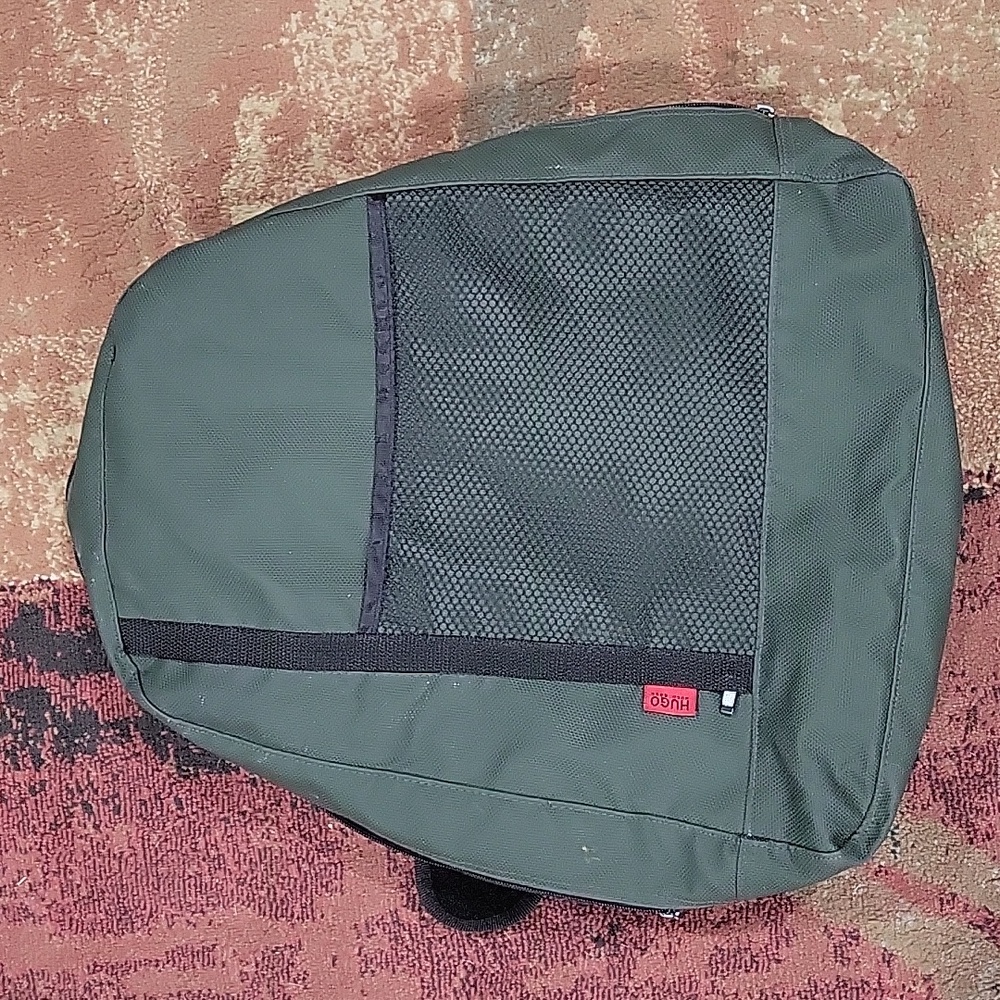 Hugo BOSS single strap backpack - Picture 11 of 13